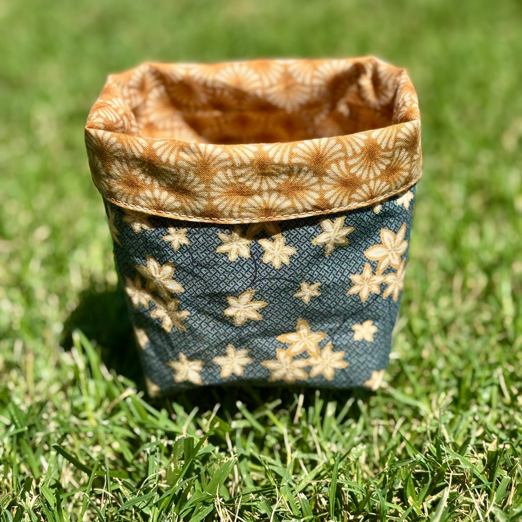 Thread catcher